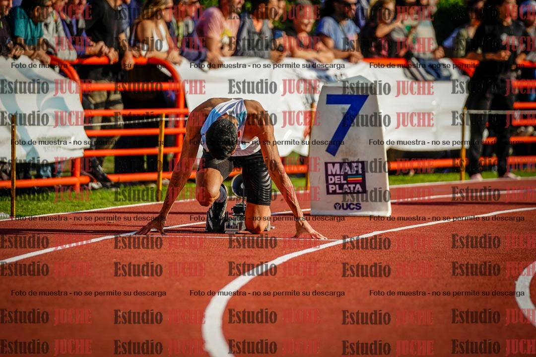 Fotos de los 400 m con vallas de varones
