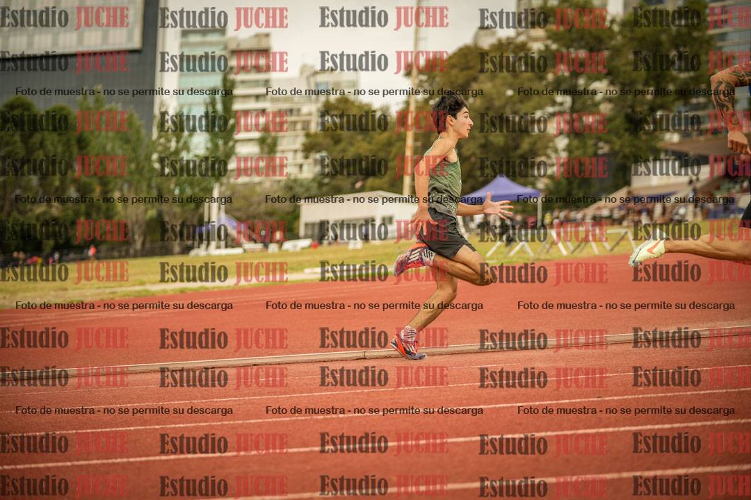 Fotos de los 200 m llanos de varones