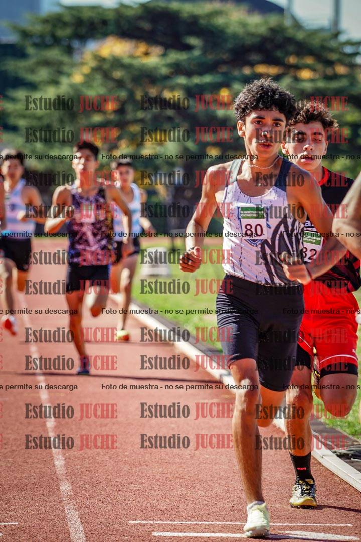 Fotos de los 600 m llanos de varones