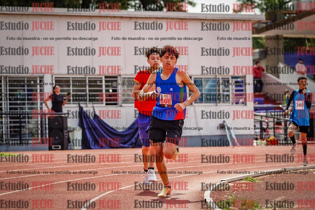 Fotos de los 600 m llanos de varones