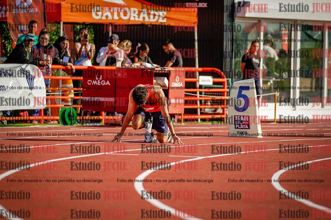 Fotos de los 400 m con vallas de varones