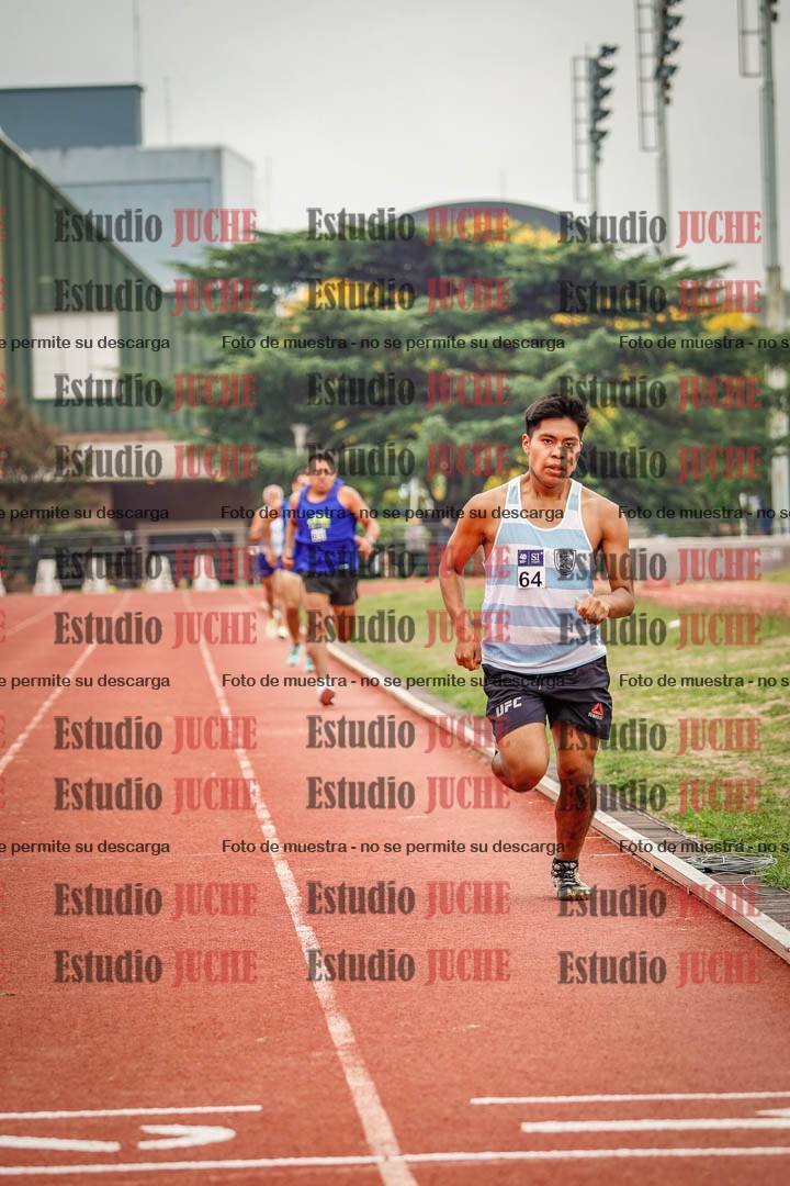 Fotos de los 800 m llanos de varones