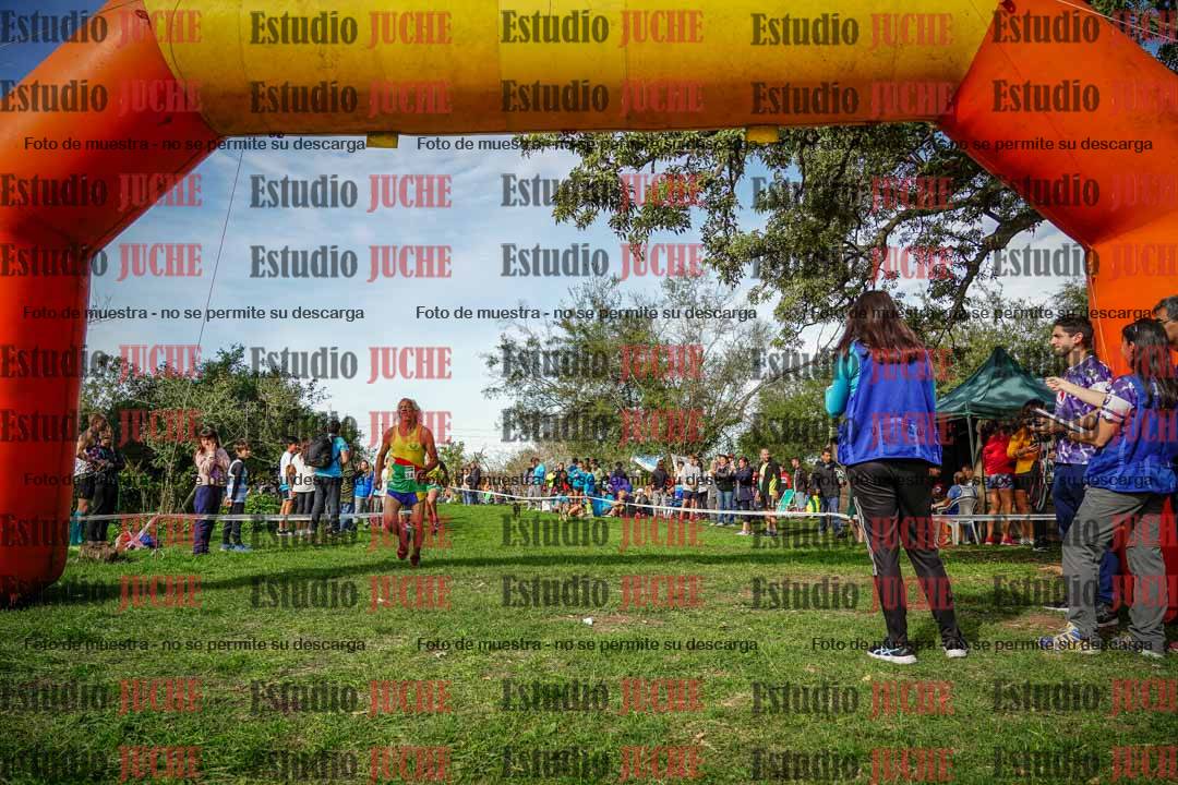 Fotos de la llegada del cross de 1500 m