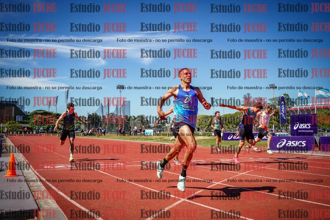 Fotos de los 200 m llanos de varones