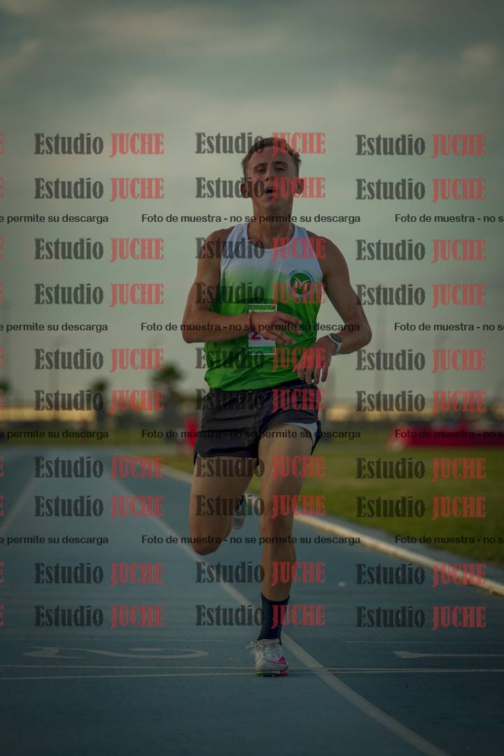 Fotos de los 3000 m llanos de varones