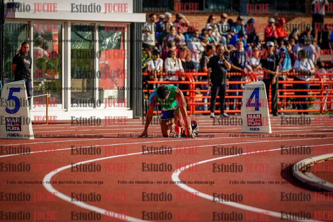 Fotos de los 400 m con vallas de varones