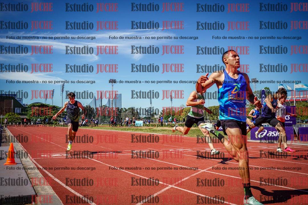 Fotos de los 200 m llanos de varones