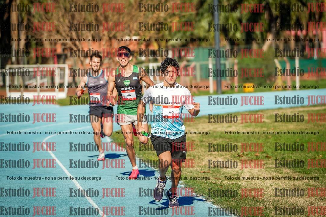 Fotos durante los relevos