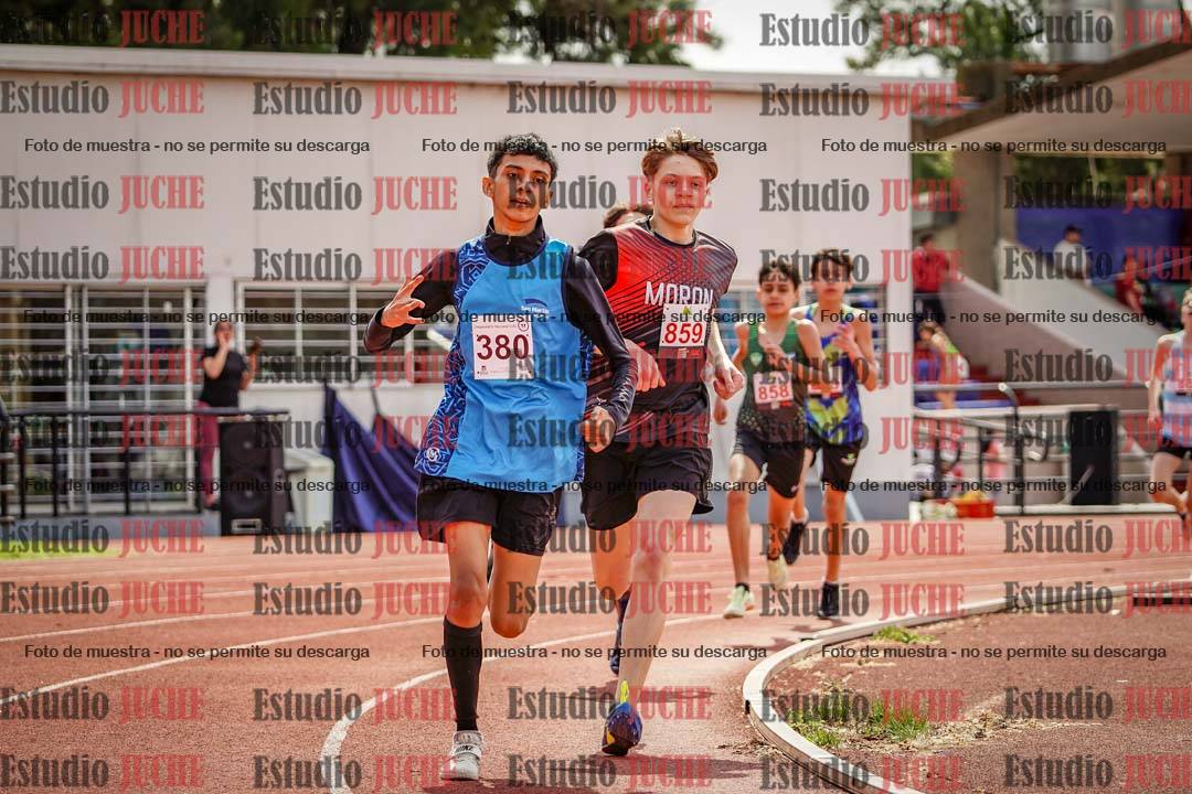 Fotos de los 600 m llanos de varones