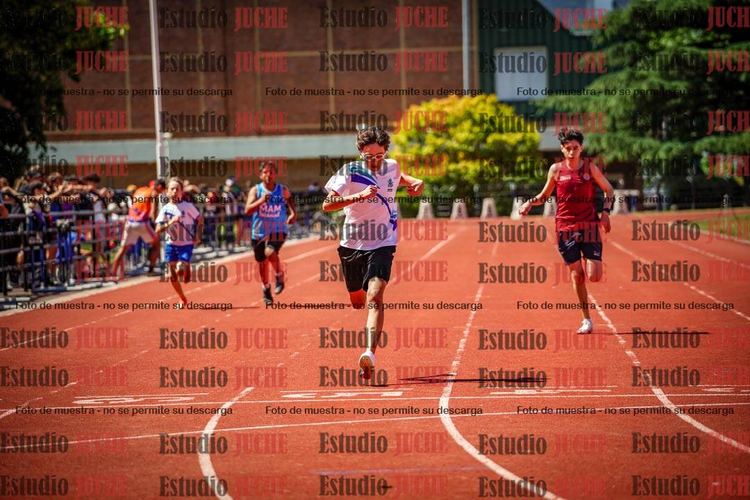 Fotos de los 150 m llanos de varones