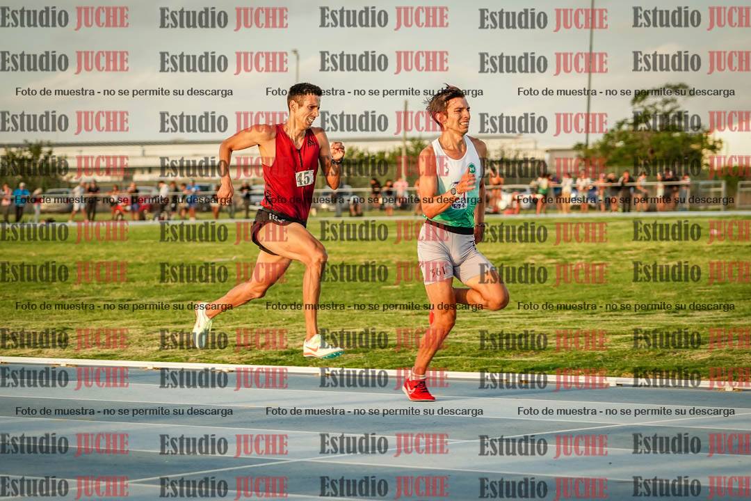 Fotos de los 3000 m llanos de varones