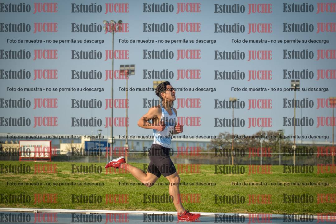 Fotos de los 3000 m llanos de varones