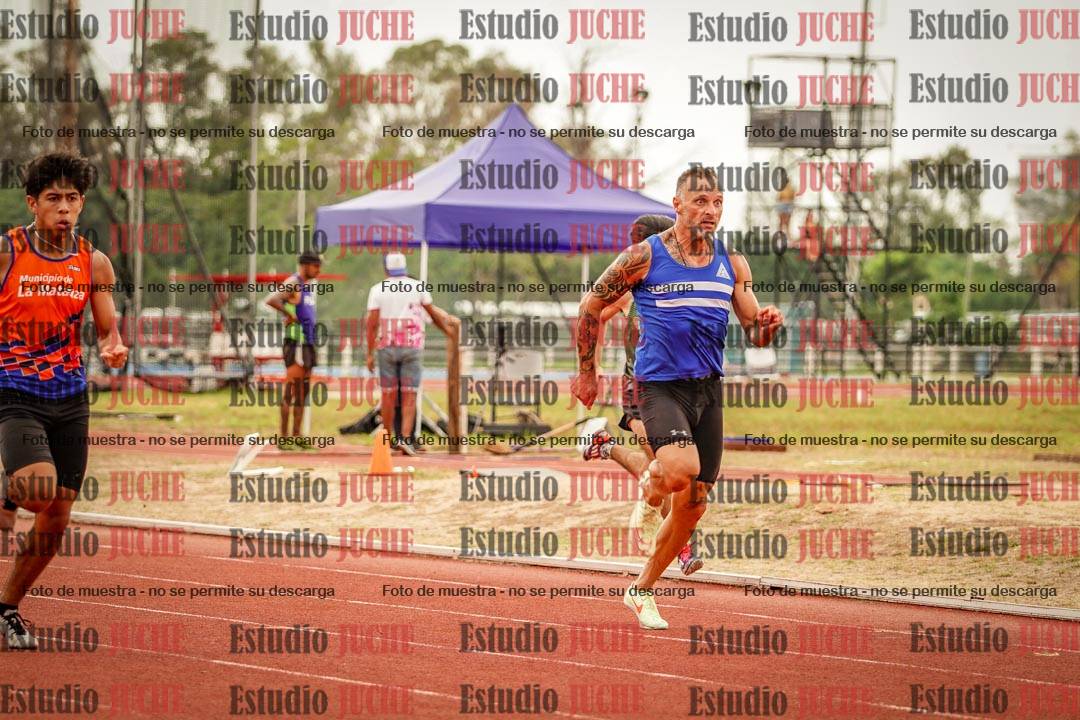 Fotos de los 200 m llanos de varones