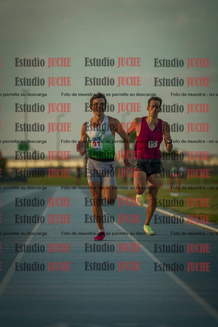 Fotos de los 3000 m llanos de varones