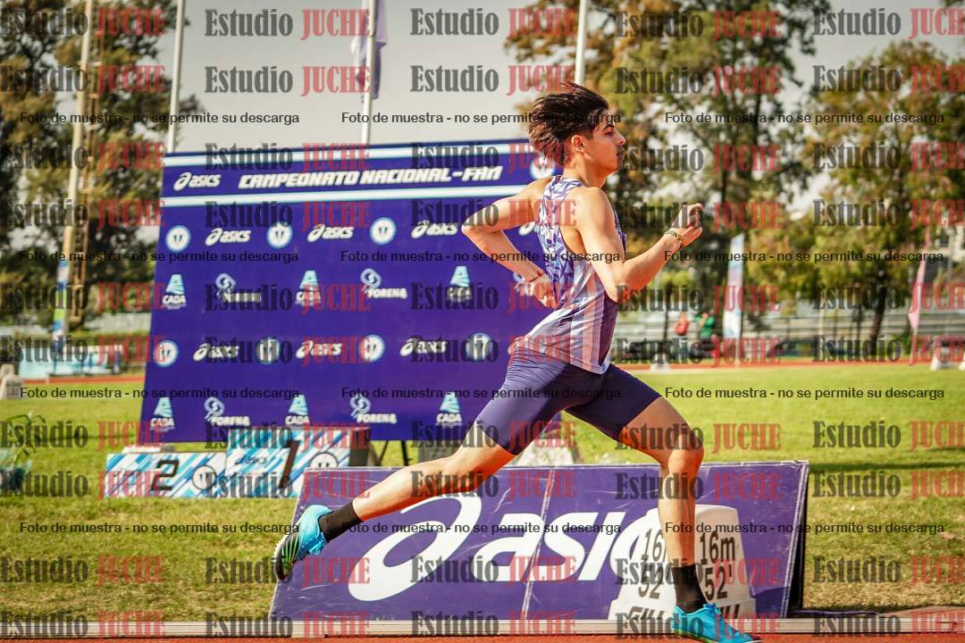 Fotos de los 800 m llanos de varones