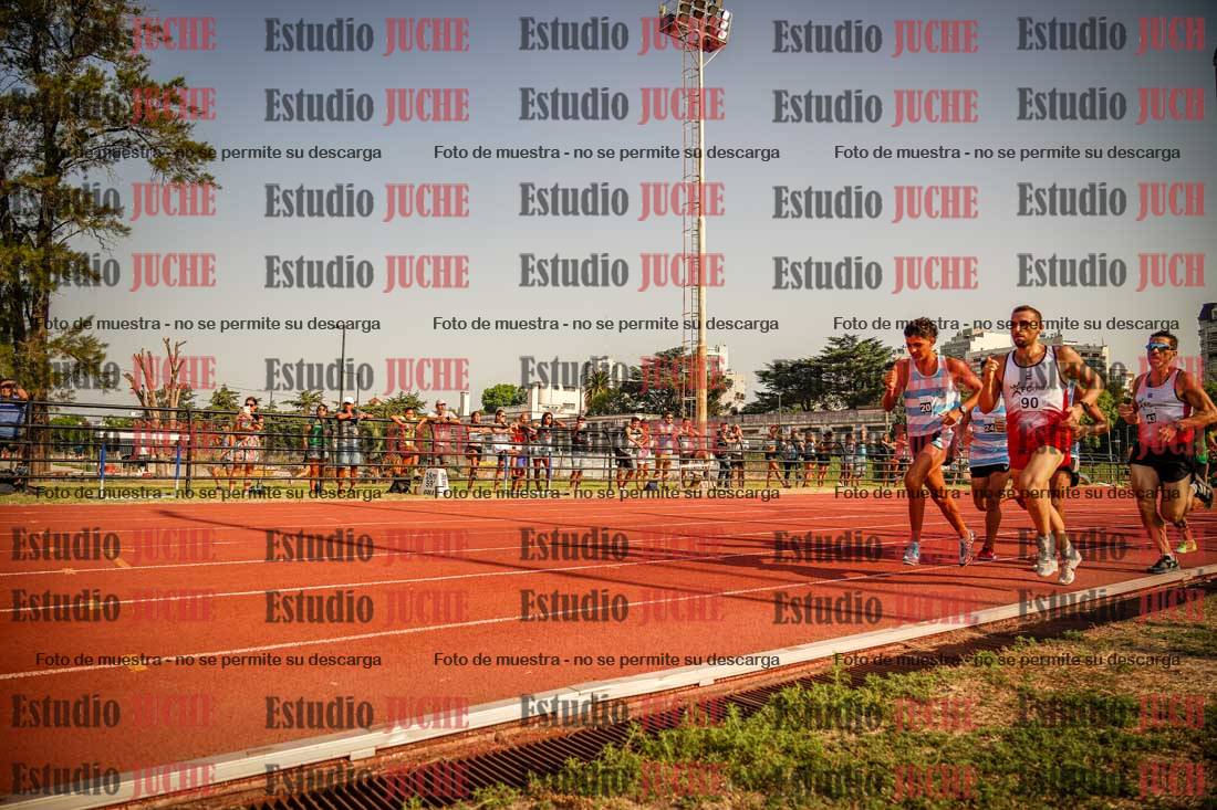 Fotos de los 1500 m llanos de varones
