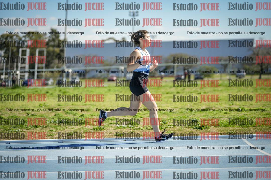 Fotos de los 5000 m llanos de mujeres y varones