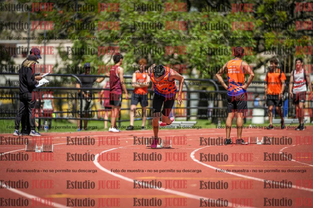 Fotos de los 200 m llanos de varones