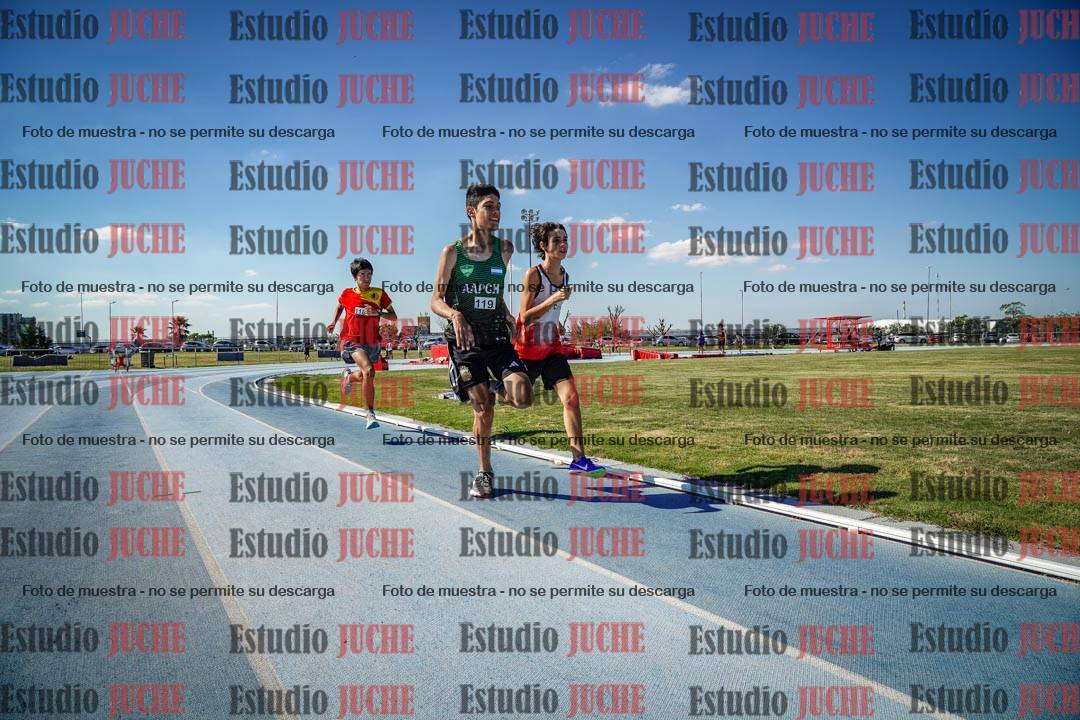 Fotos de los 600 m llanos de varones
