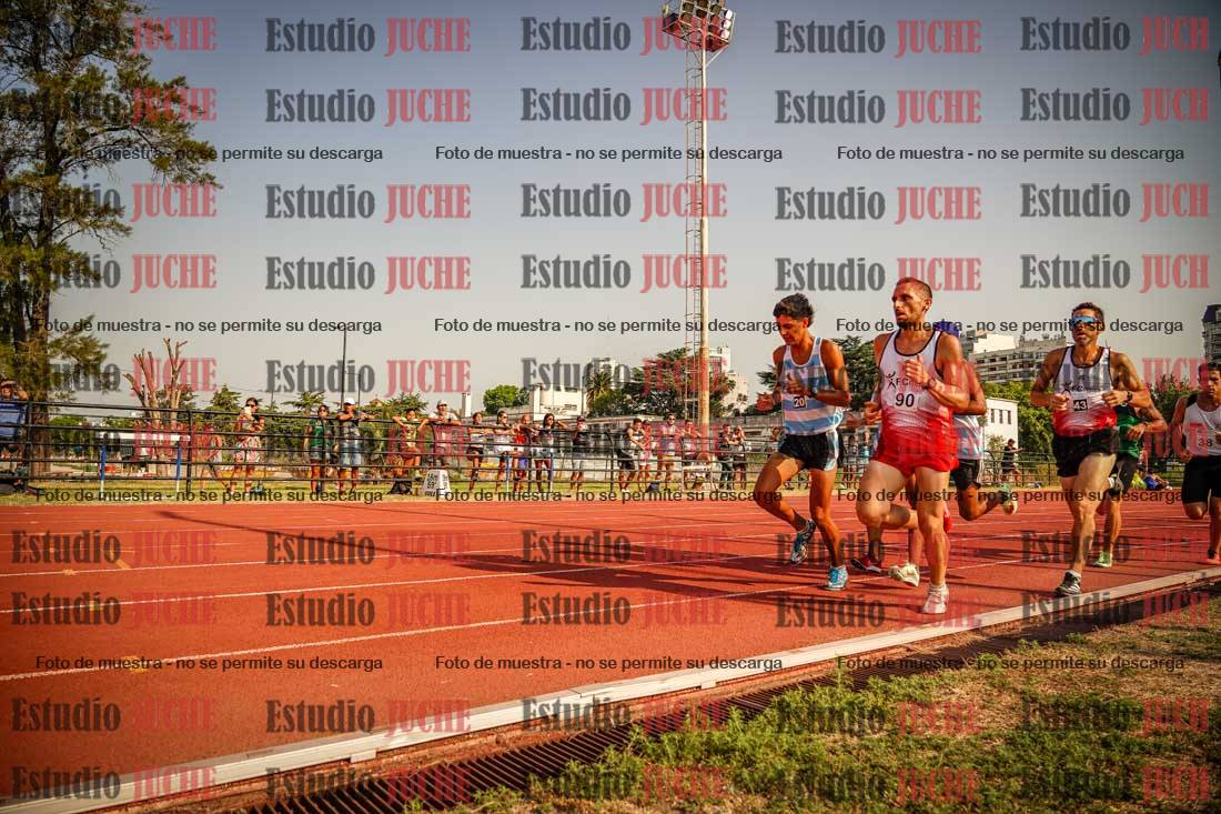 Fotos de los 1500 m llanos de varones