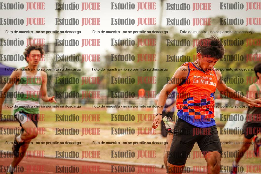 Fotos de los 200 m llanos de varones