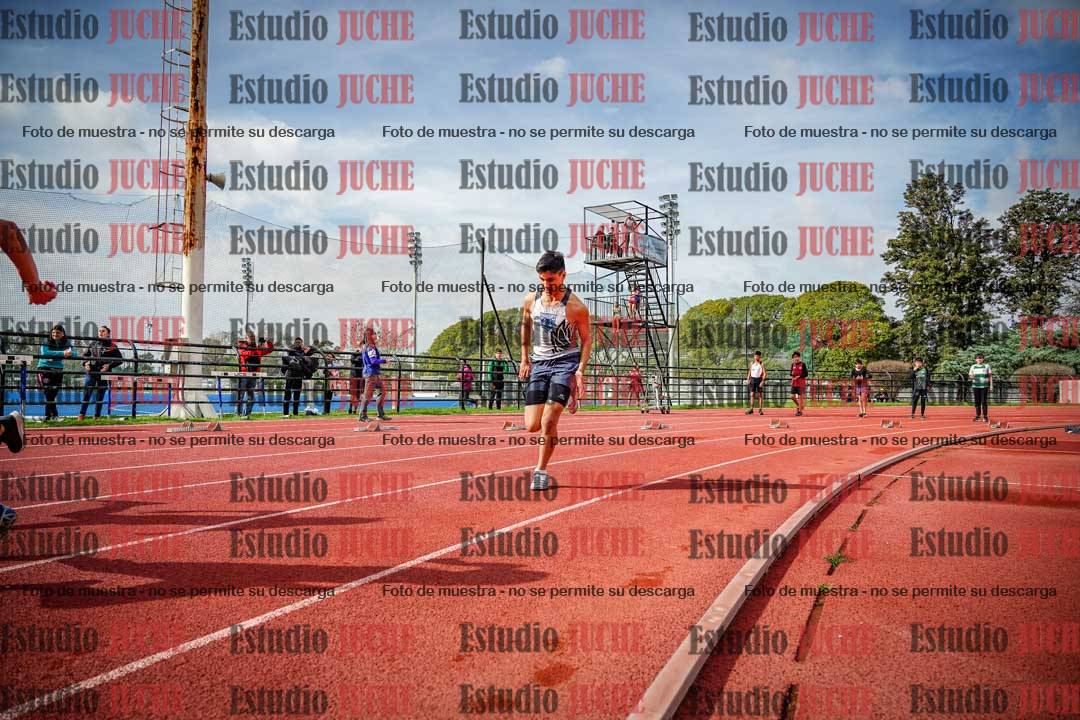 Fotos de los 150 m llanos de varones