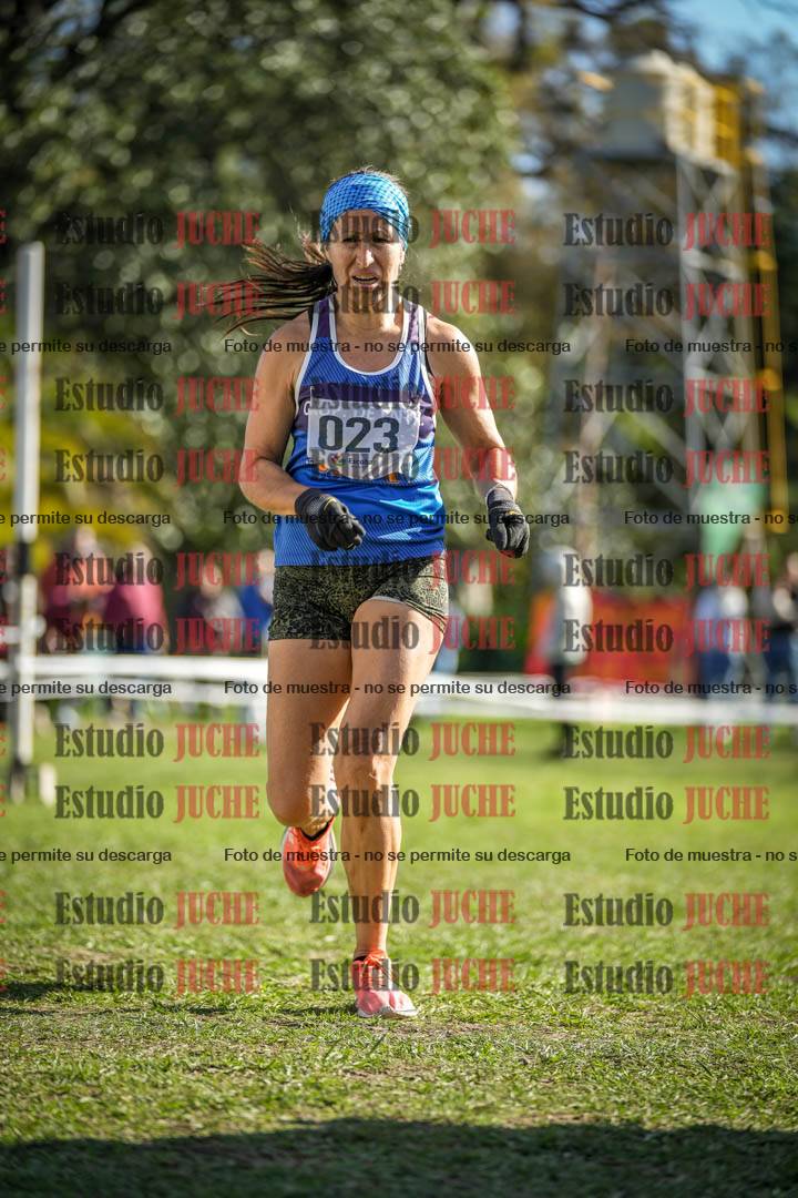 Fotos de la llegada del cross de 6000 m