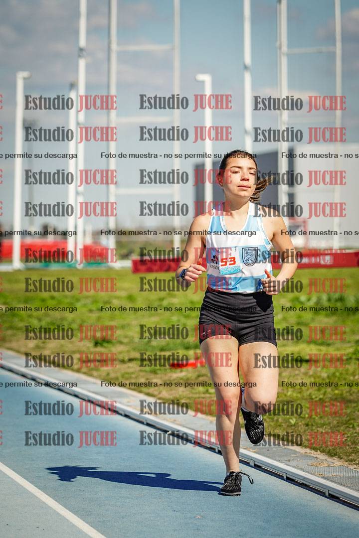 Fotos de los 5000 m llanos de mujeres y varones