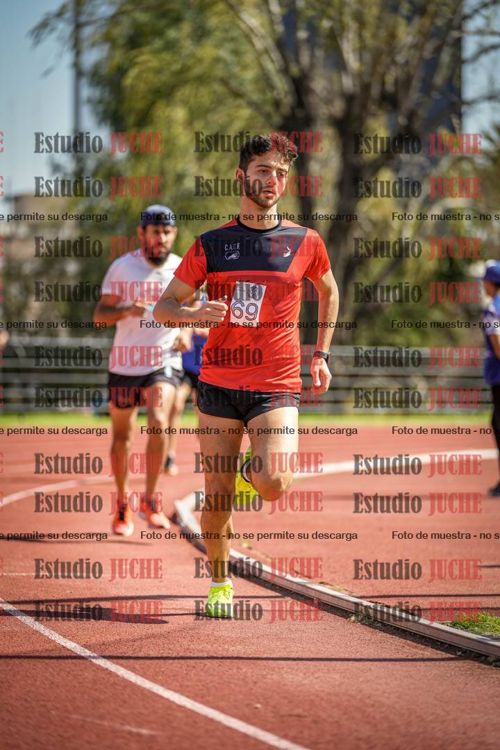 Fotos de los 1500 m llanos de varones