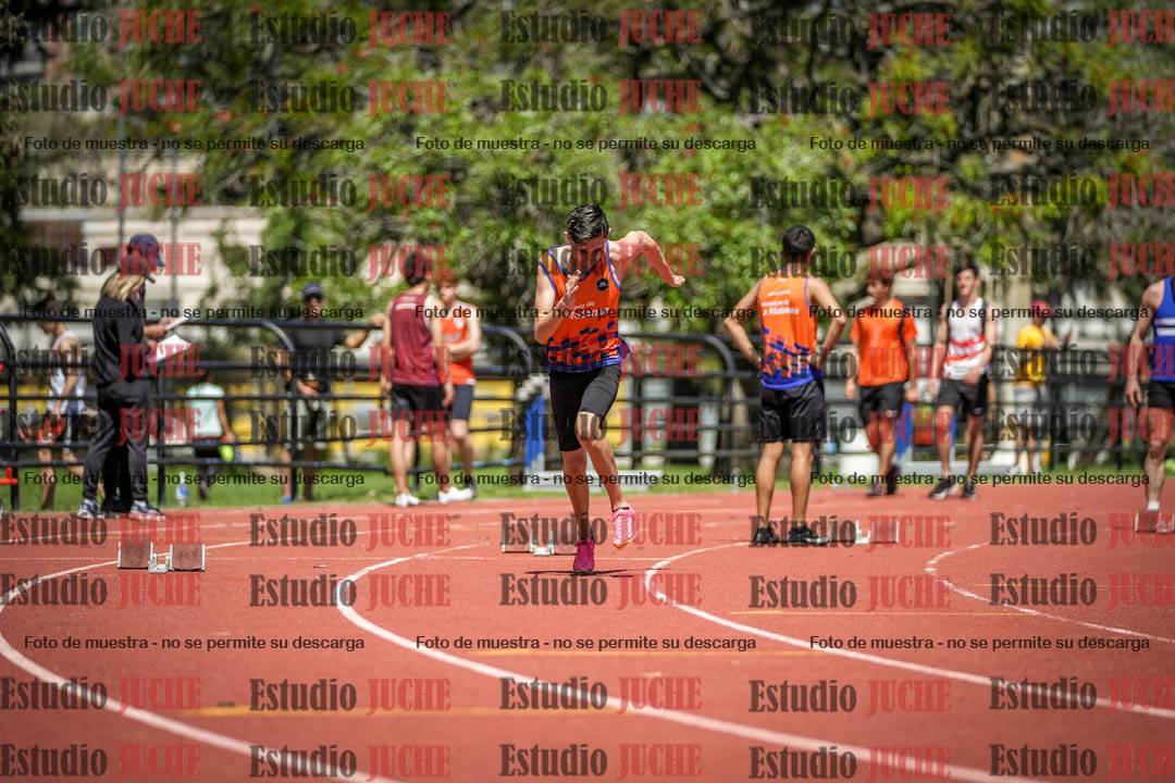 Fotos de los 200 m llanos de varones