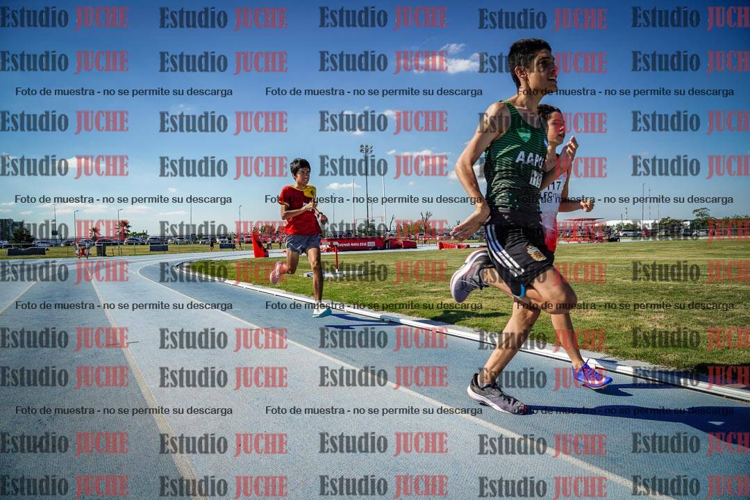 Fotos de los 600 m llanos de varones