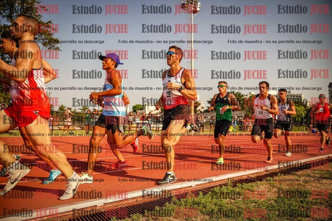 Fotos de los 1500 m llanos de varones