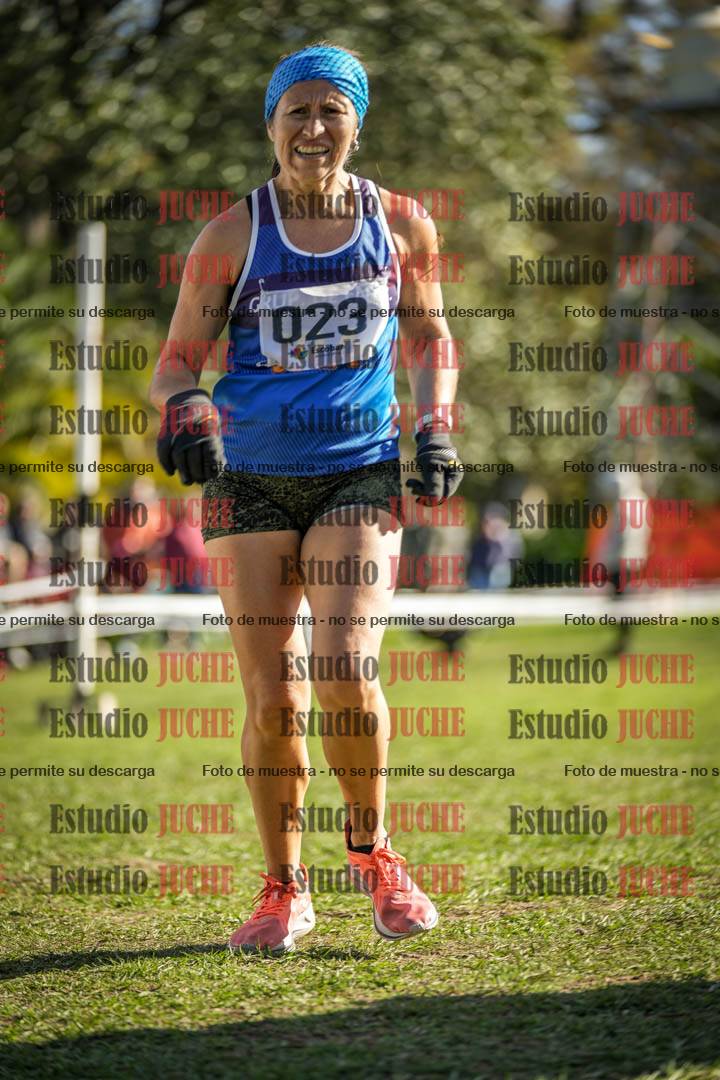 Fotos de la llegada del cross de 6000 m