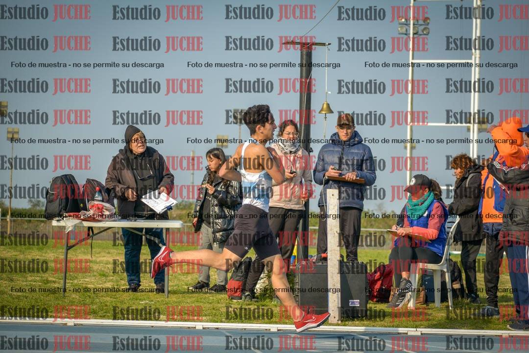 Fotos de los 3000 m llanos de varones