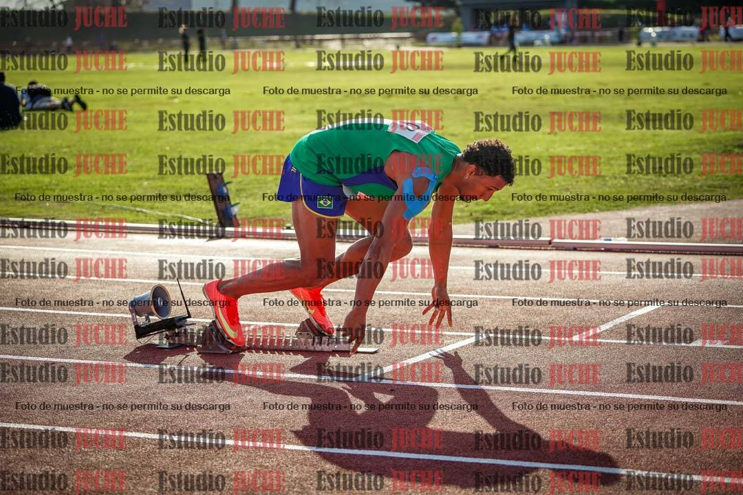 Fotos de los 400 m con vallas de varones
