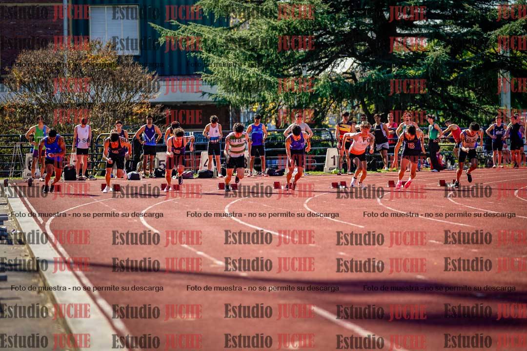 Fotos de los 100 m llanos de varones