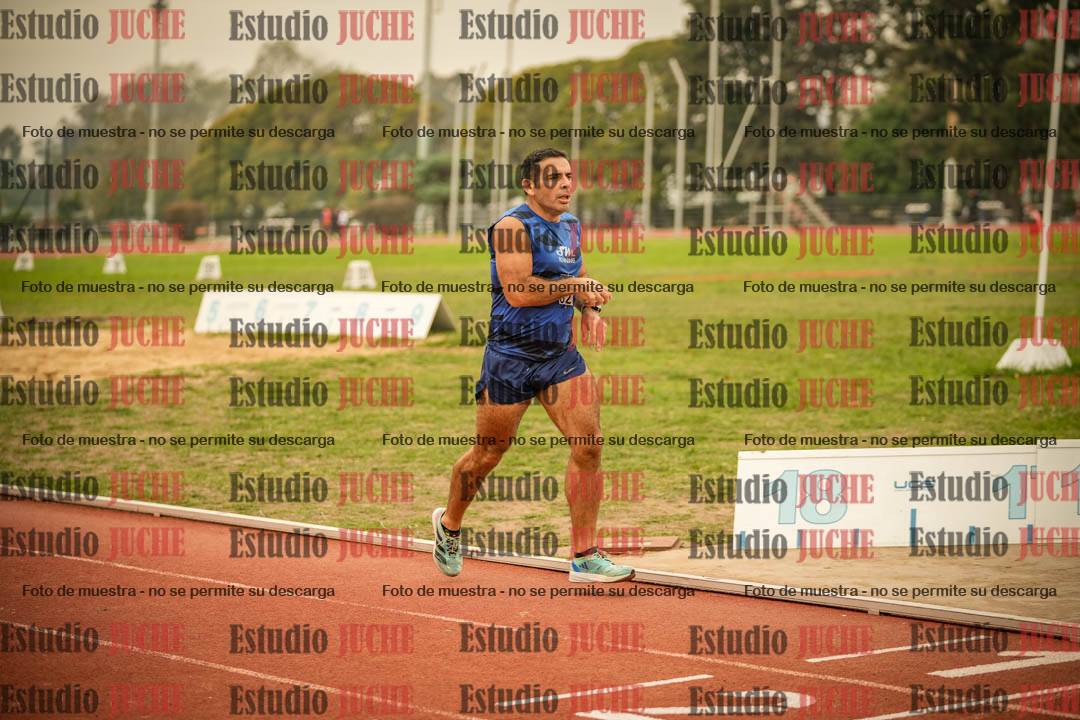 Fotos de los 800 m llanos de varones
