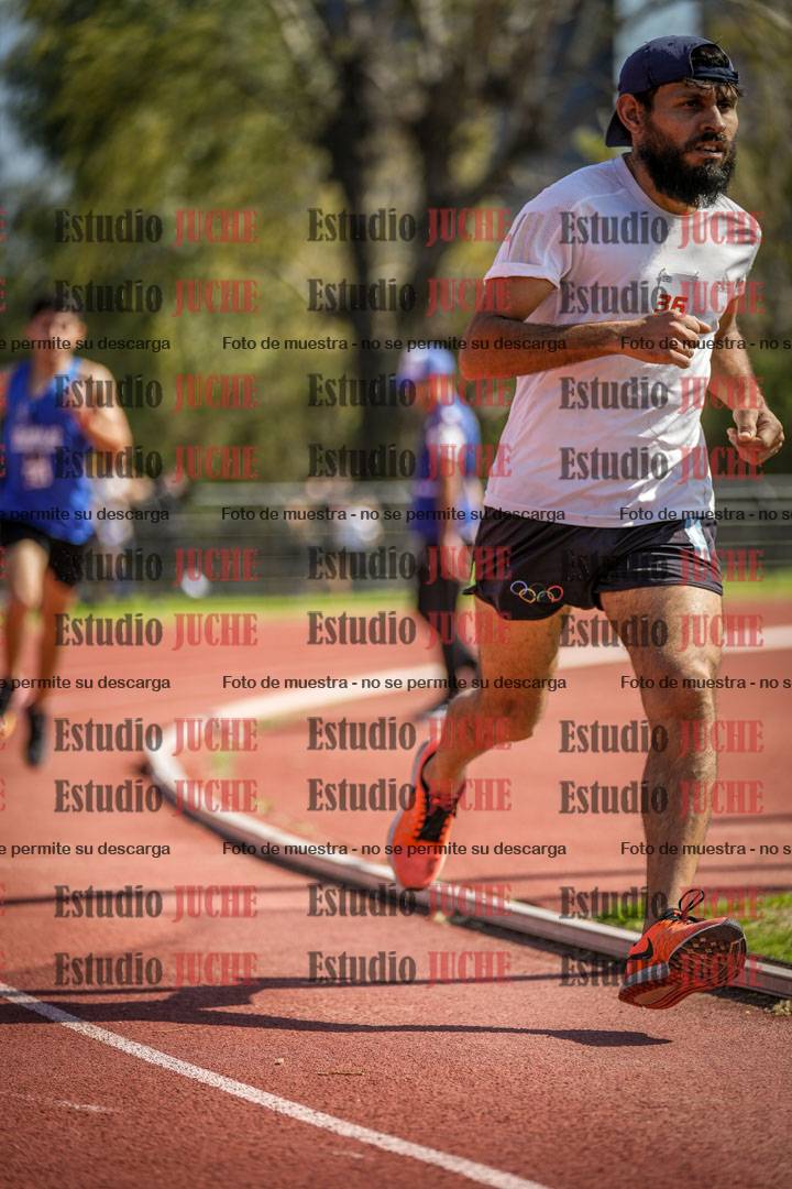 Fotos de los 1500 m llanos de varones