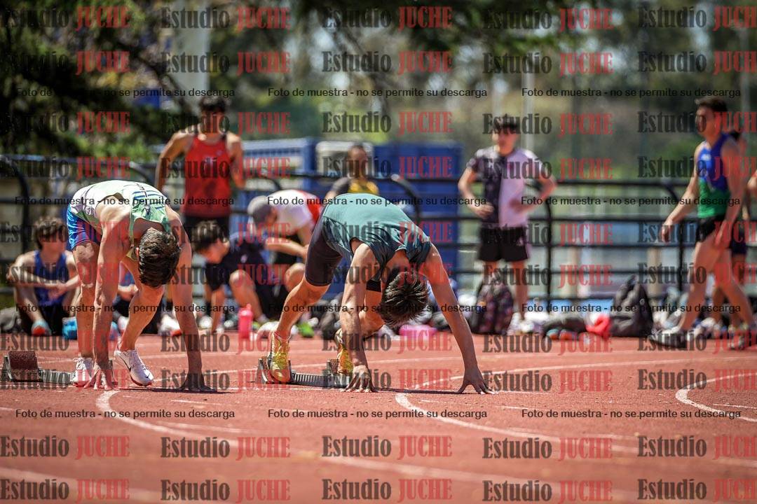 Fotos de los 100 m llanos de varones