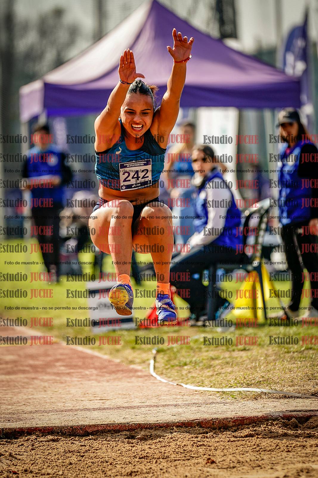 Fotos del salto triple de mujeres