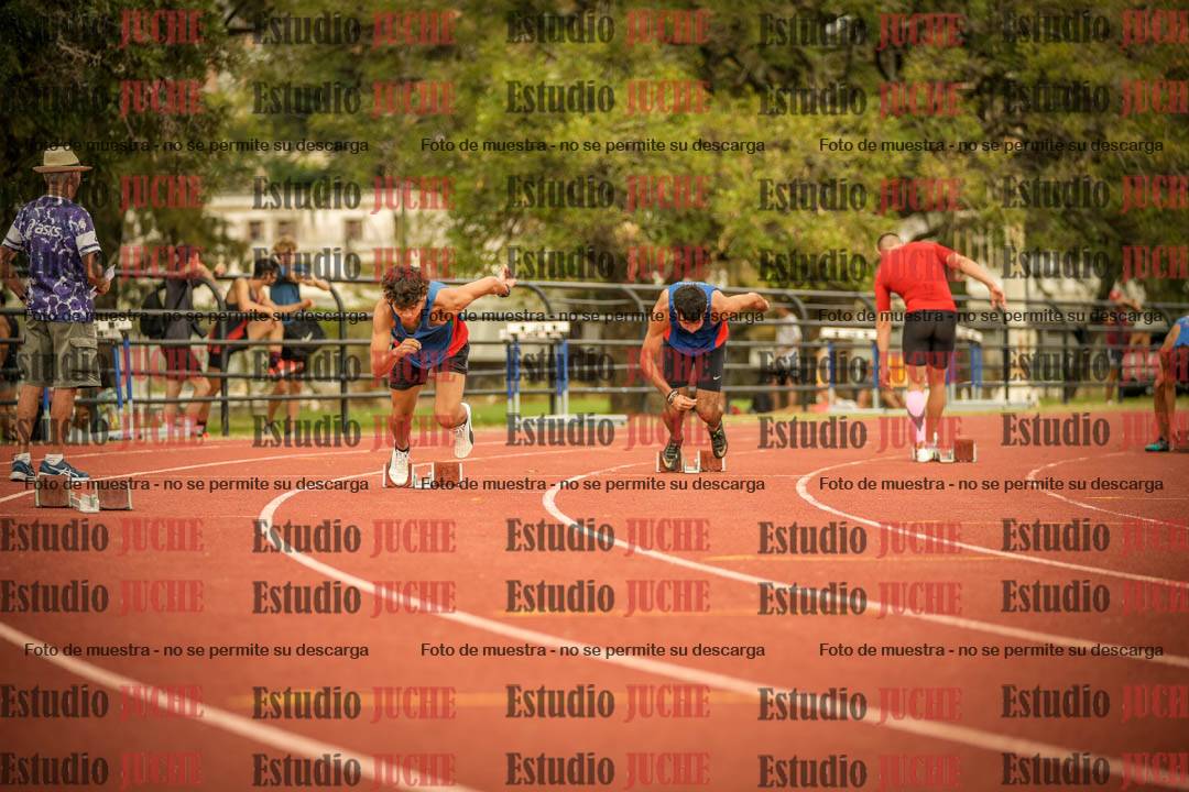 Fotos de los 200 m llanos de varones