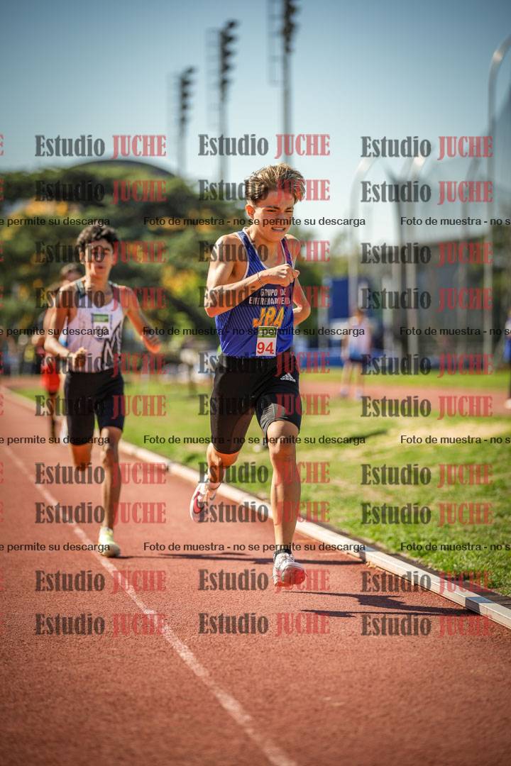 Fotos de los 600 m llanos de varones