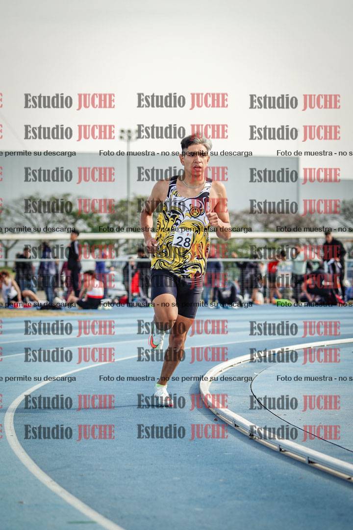 Fotos de los 800 m llanos de varones