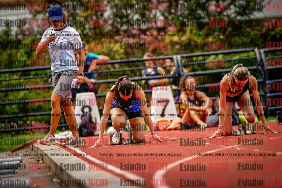 Fotos de los 100 m llanos de mujeres - FINAL