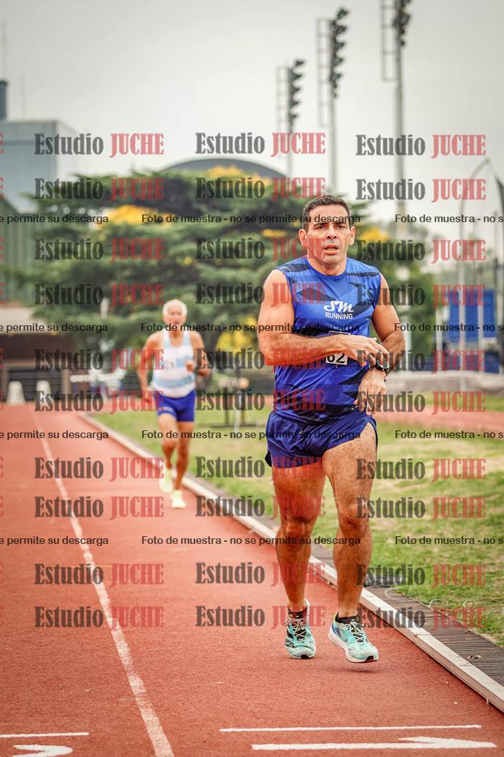 Fotos de los 800 m llanos de varones