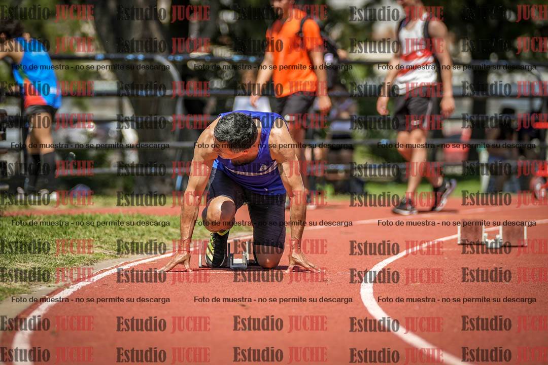 Fotos de los 200 m llanos de varones
