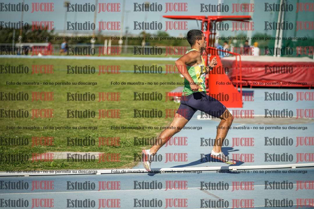 Fotos de los 1500 m llanos de varones