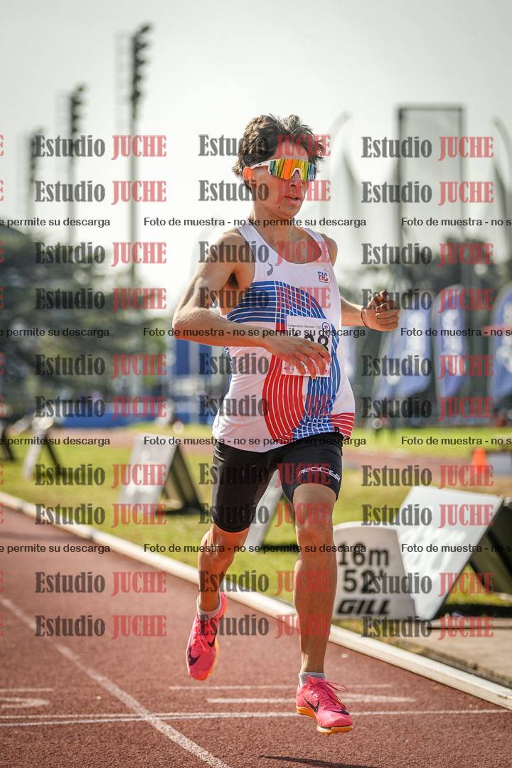 Fotos de los 800 m llanos de varones