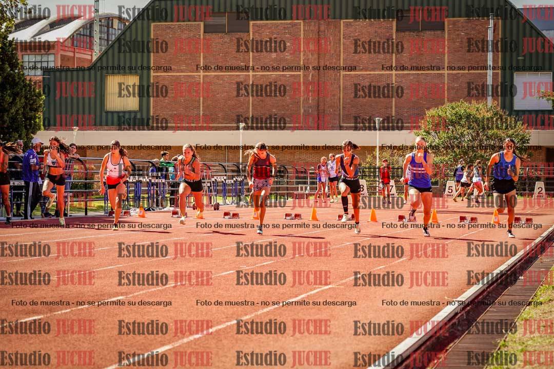 Fotos de los 80 m llanos de mujeres