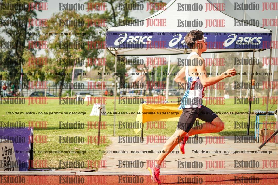 Fotos de los 800 m llanos de varones